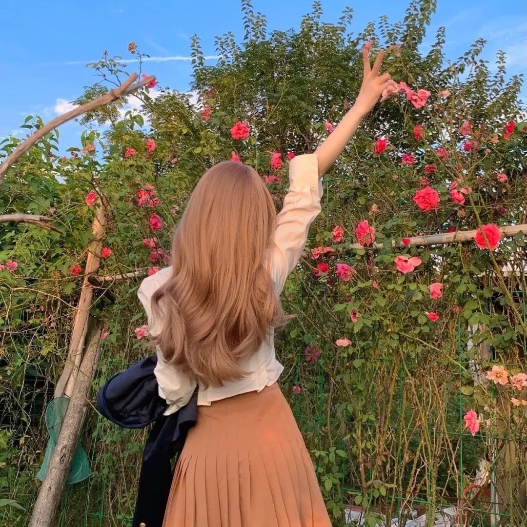 重生黑月光，大小姐她专治不服